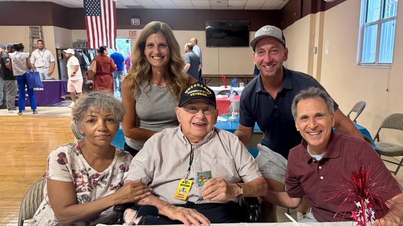 V2V Arthur WWII Vet pic 2