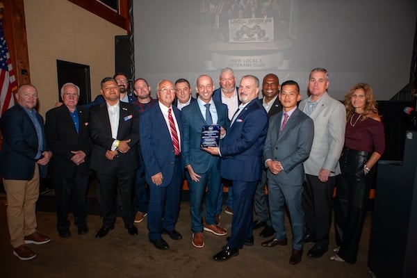 Veterans club group_thumb